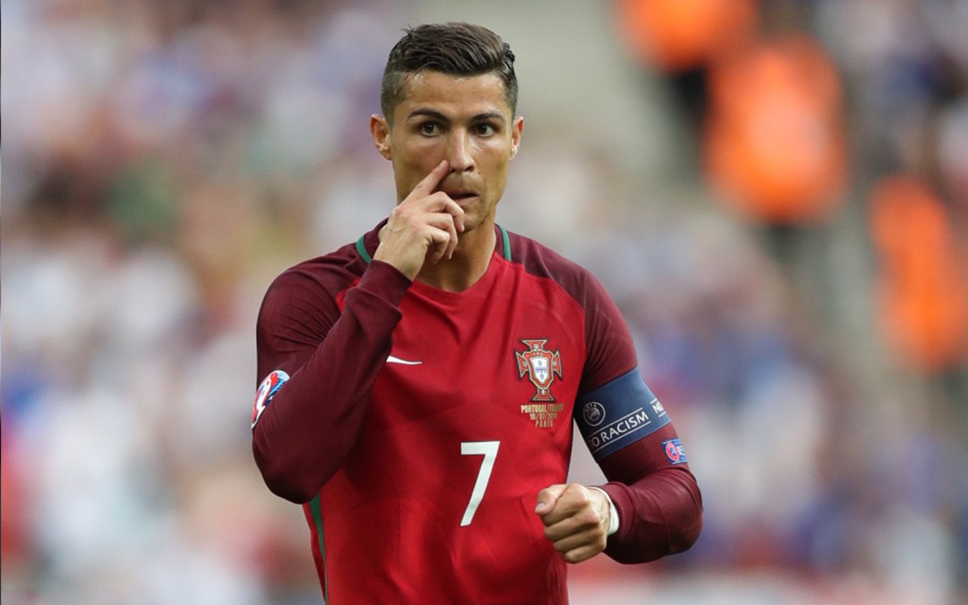 独家现场直播:赛场内外的精彩瞬间,现场直播吧